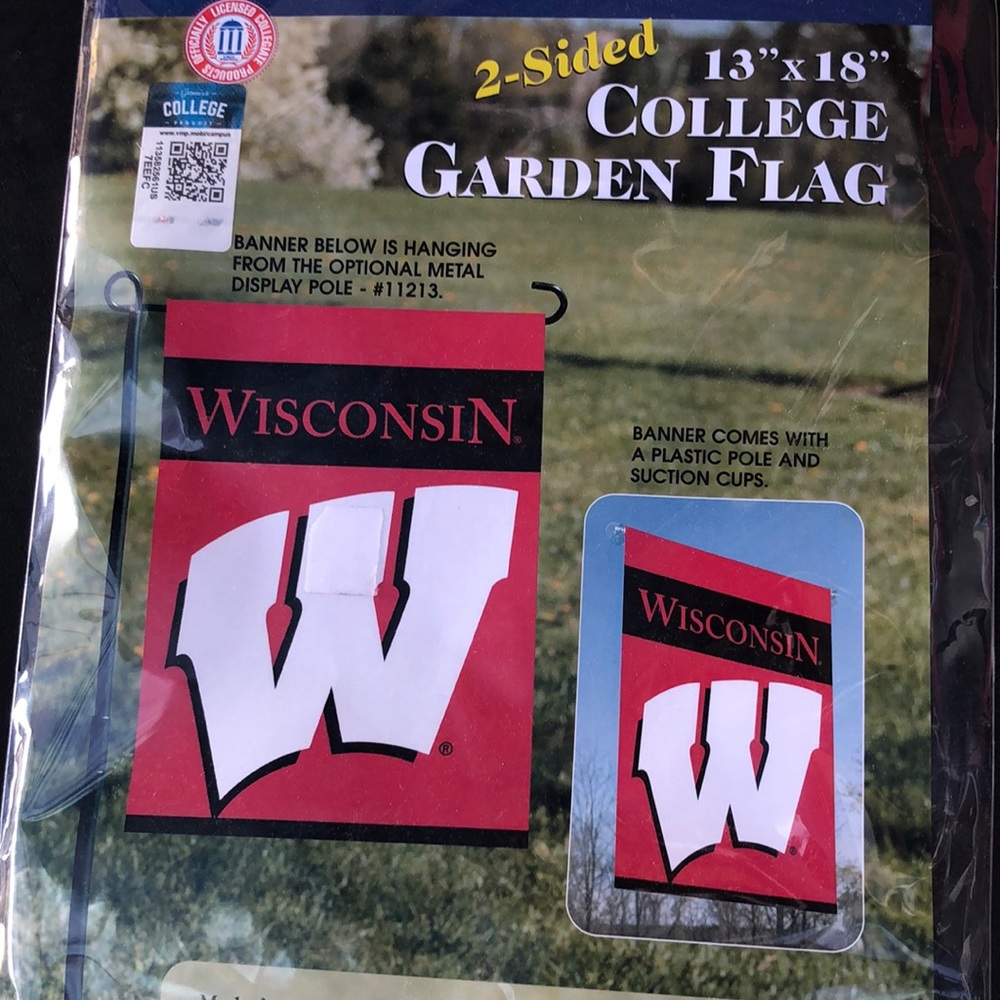 13x18 college garden Flag Wisconsin